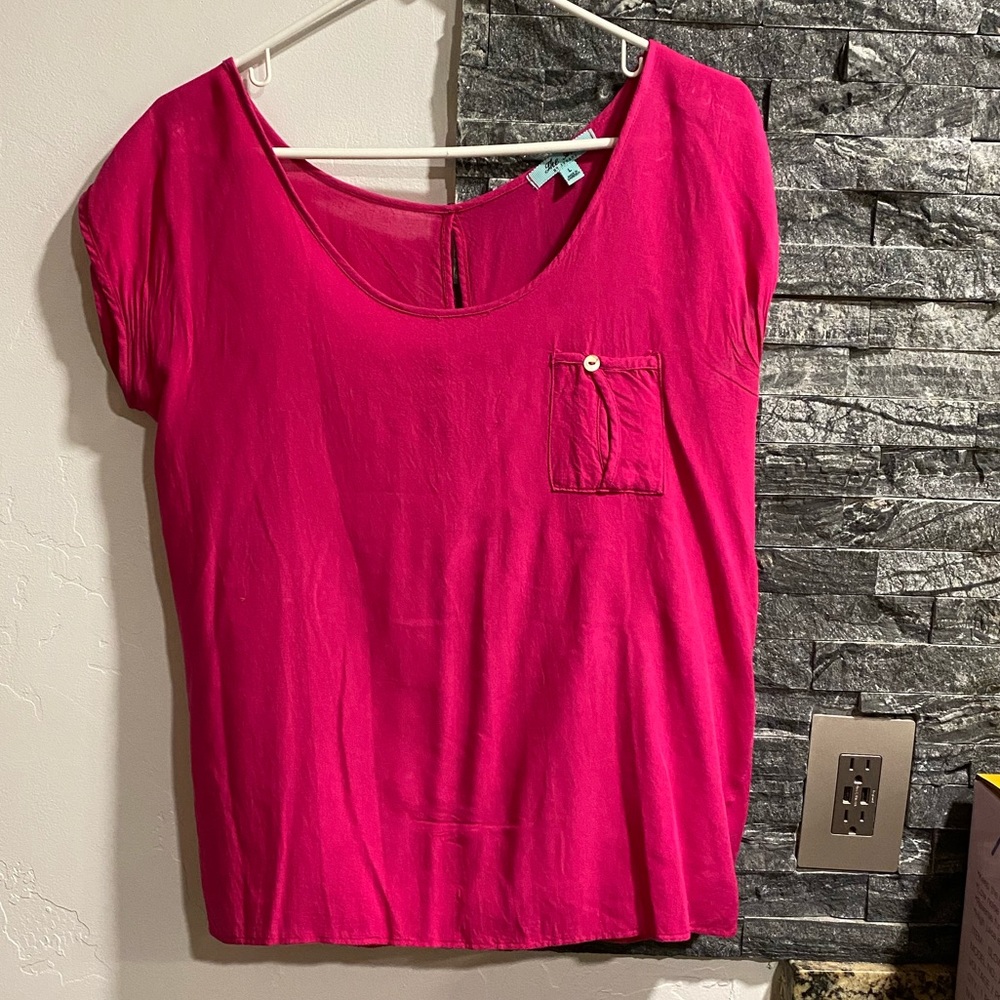 Hot pink shirt sleeve shirt